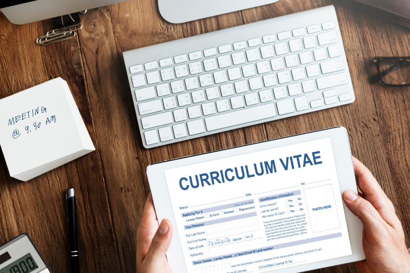 Cara Membuat CV Lamaran Kerja di HP & Laptop yang Benar!